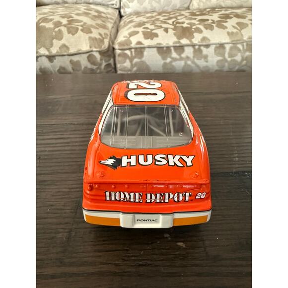 Tony Stewart #20 Home Depot 1999 Rookie 1/24 Die-Cast Car – Action AP - Picture 2 of 8